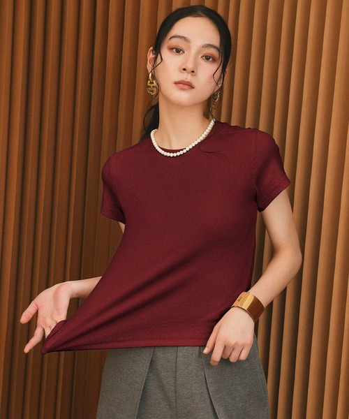 ELFRANK(エルフランク)の「【M/Lサイズ展開】大人の「伸びる」上質Tシャツ(Tシャツ/カットソー・レディース・イエロー/グレー/ピンク/ブラック/レッド/チャコールグレー/ブラウン/オフホワイト・M/L)」の8枚目の写真