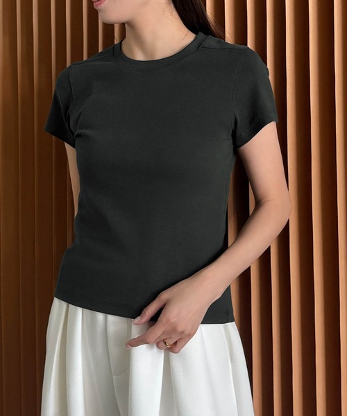 ELFRANK(エルフランク)の「【M/Lサイズ展開】大人の「伸びる」上質Tシャツ(Tシャツ/カットソー・レディース・イエロー/グレー/ピンク/ブラック/レッド/チャコールグレー/ブラウン/オフホワイト・M/L)」の3枚目の写真