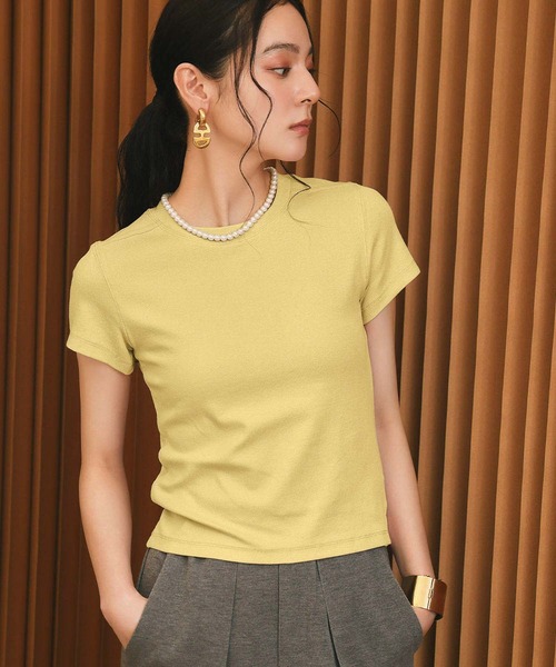 ELFRANK(エルフランク)の「【M/Lサイズ展開】大人の「伸びる」上質Tシャツ(Tシャツ/カットソー・レディース・イエロー/グレー/ピンク/ブラック/レッド/チャコールグレー/ブラウン/オフホワイト・M/L)」の6枚目の写真