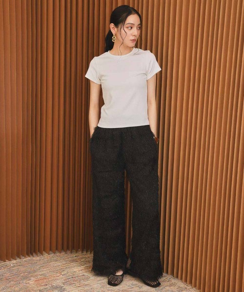 ELFRANK(エルフランク)の「【M/Lサイズ展開】大人の「伸びる」上質Tシャツ(Tシャツ/カットソー・レディース・イエロー/グレー/ピンク/ブラック/レッド/チャコールグレー/ブラウン/オフホワイト・M/L)」の12枚目の写真