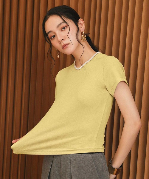 ELFRANK(エルフランク)の「【M/Lサイズ展開】大人の「伸びる」上質Tシャツ(Tシャツ/カットソー・レディース・イエロー/グレー/ピンク/ブラック/レッド/チャコールグレー/ブラウン/オフホワイト・M/L)」の13枚目の写真