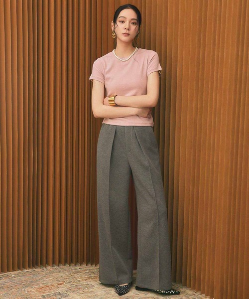 ELFRANK(エルフランク)の「【M/Lサイズ展開】大人の「伸びる」上質Tシャツ(Tシャツ/カットソー・レディース・イエロー/グレー/ピンク/ブラック/レッド/チャコールグレー/ブラウン/オフホワイト・M/L)」の16枚目の写真
