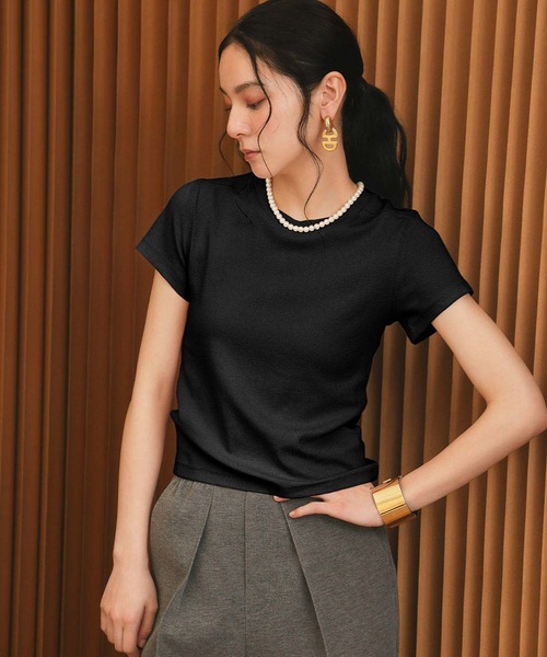 ELFRANK(エルフランク)の「【M/Lサイズ展開】大人の「伸びる」上質Tシャツ(Tシャツ/カットソー・レディース・イエロー/グレー/ピンク/ブラック/レッド/チャコールグレー/ブラウン/オフホワイト・M/L)」の17枚目の写真