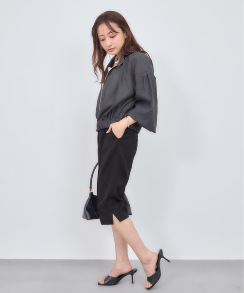 COHINA（コヒナ）の「シアーギャザージップブルゾン 【低身長・小柄女性】（ブルゾン・レディース・ネイビー/ベージュ/ホワイト・ONE SIZE）」の14枚目の写真