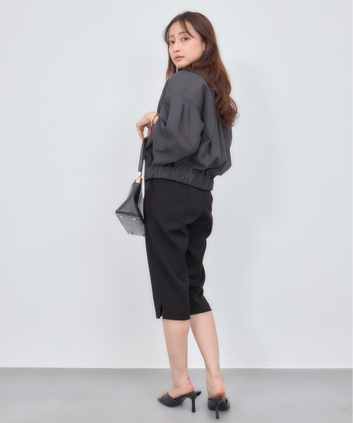 COHINA（コヒナ）の「シアーギャザージップブルゾン 【低身長・小柄女性】（ブルゾン・レディース・ネイビー/ベージュ/ホワイト・ONE SIZE）」の15枚目の写真
