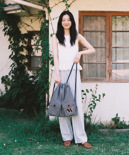 MASMARULEZ（マスマルールズ）の「[INT] Two pocket patch stripe gym sack_Navy stripe（バックパック/リュック・レディース・その他・FREE）」の3枚目の写真