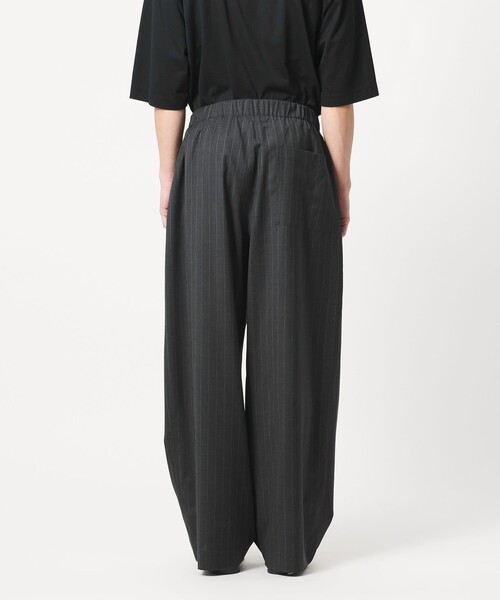 LOEFF（ロエフ）の「＜LOEFF＞トロピカルウール ハーレムパンツ ピンストライプ MENS（その他パンツ・メンズ・ダークグレー・0/1/2）」の7枚目の写真