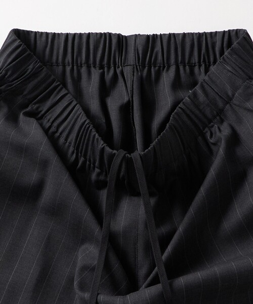 LOEFF（ロエフ）の「＜LOEFF＞トロピカルウール ハーレムパンツ ピンストライプ MENS（その他パンツ・メンズ・ダークグレー・0/1/2）」の13枚目の写真
