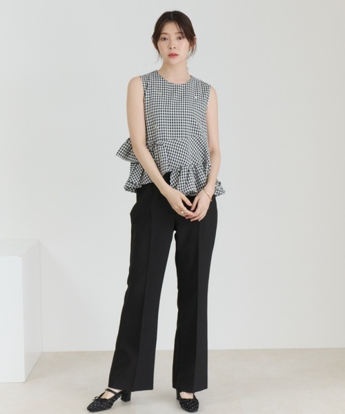 MISCH MASCH(ミッシュマッシュ)の「2026春夏新作 フラワーモチーフペプラムブラウス(シャツ/ブラウス・レディース・イエロー/ブラック×ホワイト・フリ-)」の13枚目の写真