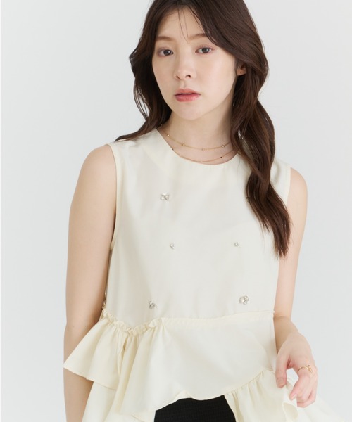 MISCH MASCH(ミッシュマッシュ)の「2026春夏新作 フラワーモチーフペプラムブラウス(シャツ/ブラウス・レディース・イエロー/ブラック×ホワイト・フリ-)」の19枚目の写真