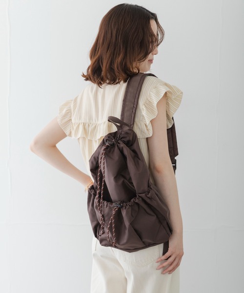 URBAN RESEARCH Sonny Label(アーバンリサーチサニーレーベル)の「撥水ワンショルダーボディバッグ(バックパック/リュック・レディース・ブラック/ブラウン・ONE)」の1枚目の写真