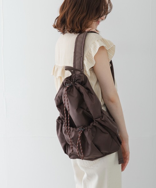 URBAN RESEARCH Sonny Label(アーバンリサーチサニーレーベル)の「撥水ワンショルダーボディバッグ(バックパック/リュック・レディース・ブラック/ブラウン・ONE)」の13枚目の写真