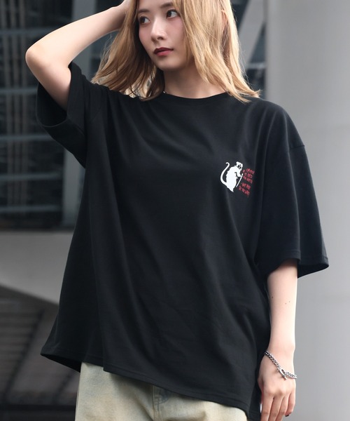 CORPUS SELECT(コーパストーキョー)の「【BRANDALISED/ブランダライズド】アソート バンクシー アートワークデザイン 3DラバープリントTシャツ(Tシャツ/カットソー・メンズ・ブラック系1/ホワイト系2/ホワイト系1/ブラック系2・LL/L/M)」の8枚目の写真