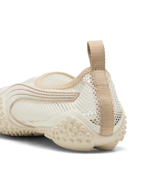 ADAM ET ROPE'(アダムエロペ)の「【PUMA(プーマ)】MOSTRO FLEX MESH(スニーカー・レディース・ホワイト/ブラック・23/25/24)」の10枚目の写真