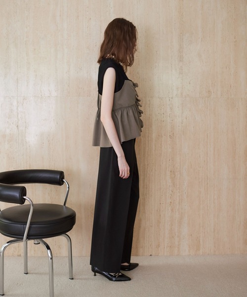 YECCA VECCA(イェッカヴェッカ)の「【2SET】ラッフルキャミセットニット(ニット/セーター・レディース・ブラック/ダークベージュ・FREE)」の15枚目の写真