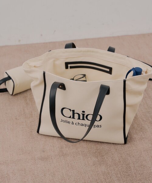 Chico(チコ)の「【キャリーオン】 ロゴ刺繍トラベルトートバッグ(トートバッグ・レディース・ホワイト系その他2/ネイビー/ホワイト系その他・FREE)」の6枚目の写真