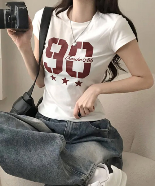 VIVID LADY(ビビッドレディー)の「ナンバリングカレッジプリント 半袖Tシャツ(Tシャツ/カットソー・レディース・ホワイト/グレー/ブラウン/ブラック・FREE)」の7枚目の写真