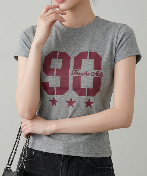VIVID LADY(ビビッドレディー)の「ナンバリングカレッジプリント 半袖Tシャツ(Tシャツ/カットソー・レディース・ホワイト/グレー/ブラウン/ブラック・FREE)」の15枚目の写真