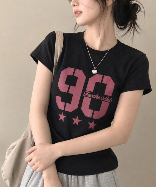 VIVID LADY(ビビッドレディー)の「ナンバリングカレッジプリント 半袖Tシャツ(Tシャツ/カットソー・レディース・ホワイト/グレー/ブラウン/ブラック・FREE)」の20枚目の写真