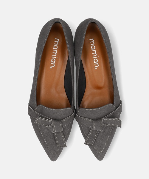 MAMIAN(マミアン)の「ポインテッドトゥ ステッチリボンデザイン フラットパンプス(パンプス・レディース・ブラック/チャコール・24.0cm/23.5cm/23.0cm/24.5cm/22.5cm/25.0cm)」の12枚目の写真