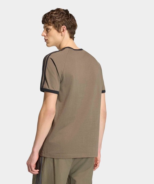 adidas(アディダス)の「スリーストライプス Tシャツ / アディダスオリジナルス adidas Originals(Tシャツ/カットソー・メンズ・ブラウン・3XL/XX-LARGE/X-SMALL/X-LARGE/SMALL/MEDIUM/LARGE)」の2枚目の写真