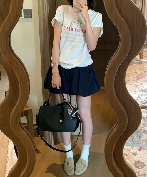 &soiree(アンドソワレ)の「ビックポケット付きワイドショートパンツ(その他パンツ・レディース・オフホワイト/ベージュ/ネイビー・FREE)」の3枚目の写真