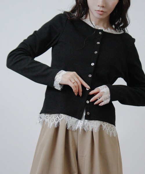 Social GIRL(ソーシャルガール)の「レース レイヤード ニットカーディガン 長袖(カーディガン/ボレロ・レディース・ブラック/チャコール/アイボリー・M)」の3枚目の写真