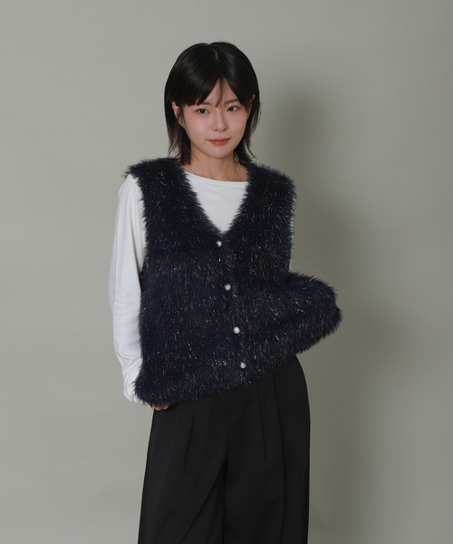 libelle more(リベル モア)の「ラメシャギーパールボタンVネックベスト(ベスト・レディース・アイボリー/ダークネイビー/ライトグレー・M)」の22枚目の写真