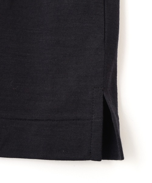 MARGARET HOWELL（マーガレットハウエル）の「SUPERFINE WOOL JERSEY（Tシャツ/カットソー・レディース・ブラック/ローズ・2）」の7枚目の写真