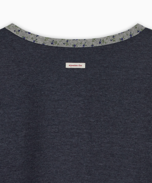 OHESHIO(オヘシオ)の「フローラルウーブンパネルロングスリーブ、ネイビー(Tシャツ/カットソー・レディース・その他・FREE)」の6枚目の写真