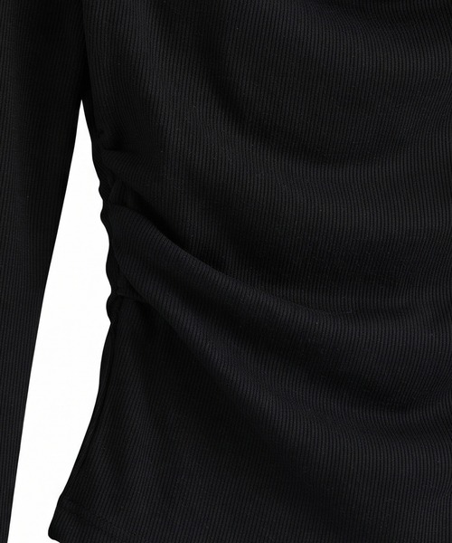 lulufa(ルルファ)の「ドレープネックオフショルダートップス(Tシャツ/カットソー・レディース・ブラック/ホワイト/ミント/ベージュ・FREE)」の8枚目の写真
