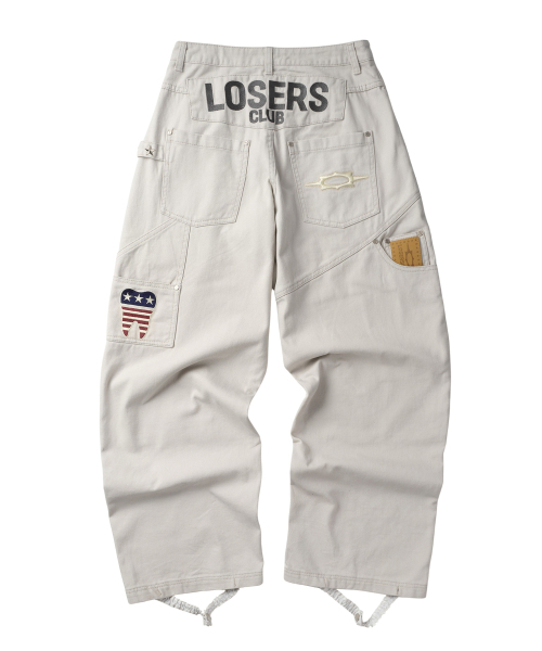 LOSERS CLUB(ルーザーズクラブ)の「LSC ロゴ ダブルニー ワイド コットン パンツ ライトグレー(その他パンツ・レディース・その他・SMALL/MEDIUM/LARGE/X-LARGE)」の3枚目の写真