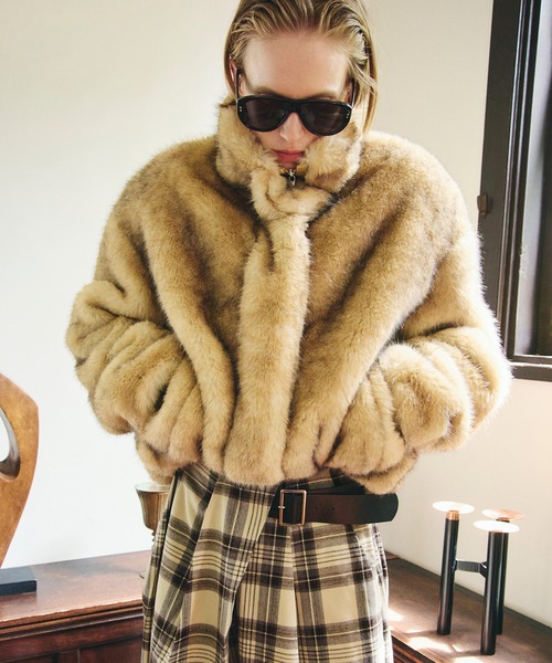 PRANK PROJECT（プランクプロジェクト）の「【2026Winter Pre-Order】シンセティックファーブルゾン / Synthetic Fur Blouson（ブルゾン・レディース・ベージュ/ブラウン・FREE）」の4枚目の写真