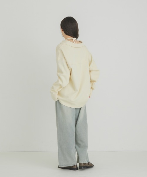 KBF(ケイビーエフ)の「キーネックカラーBIGトップス(Tシャツ/カットソー・レディース・アイボリー/ブラック/チャコールグレー・ONE)」の13枚目の写真