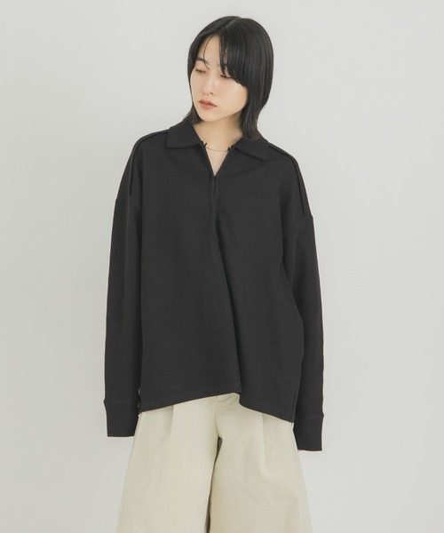 KBF(ケイビーエフ)の「キーネックカラーBIGトップス(Tシャツ/カットソー・レディース・アイボリー/ブラック/チャコールグレー・ONE)」の19枚目の写真