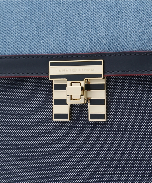 TOMMY HILFIGER(トミーヒルフィガー)の「INT TH LOCK BACKPACK(バックパック/リュック・レディース・ブラック・FREE)」の8枚目の写真