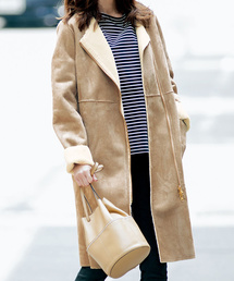 IEDIT | ノーカラーで着ぶくれ知らず　着こなし自在のリバーシブルエコムートンコート＜ベージュ＞(ムートンコート)