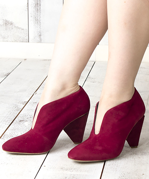 Jeffrey Campbell（ジェフリーキャンベル）の「三角ヒールスリットブーティ（ブーツ・レディース・ブラック/ブラウン/レッド・38/37/36/35/39）」の3枚目の写真