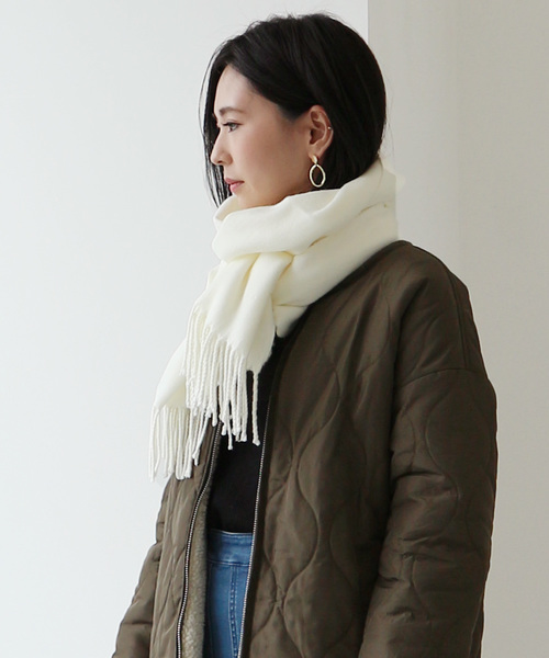 AMERICAN HOLIC(アメリカンホリック)の「ムジストール(ストール/ショール・レディース・ライトグレー/ブラック/ネイビー/レッド/オフホワイト/ブルー/キャメル・FREE)」の2枚目の写真