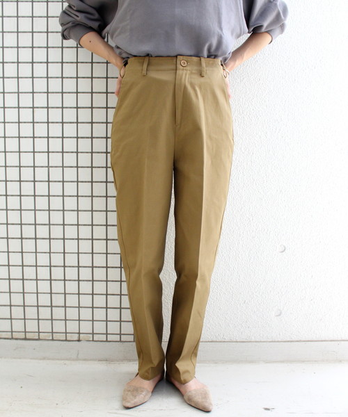 ottilie(オティーリエ)の「ハイウエストパンツ(その他パンツ・レディース・ベージュ/ブラウン/カーキ・SMALL/MEDIUM)」の3枚目の写真