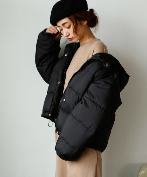 Luz Llena（ラズレナ）の「裾スリットサーマルワンピース（ワンピース・レディース・ブラック/ベージュ/グレー・MEDIUM）」の13枚目の写真