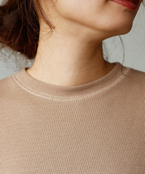 Luz Llena（ラズレナ）の「裾スリットサーマルワンピース（ワンピース・レディース・ブラック/ベージュ/グレー・MEDIUM）」の4枚目の写真