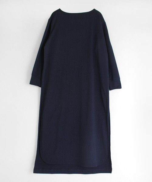 RNA-N（アールエヌエーエヌ）の「M1227 スリットロングプルオーバー（ワンピース・レディース・ネイビー/オフホワイト/ミント・MEDIUM）」の3枚目の写真