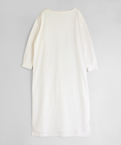 RNA-N（アールエヌエーエヌ）の「M1227 スリットロングプルオーバー（ワンピース・レディース・ネイビー/オフホワイト/ミント・MEDIUM）」の2枚目の写真