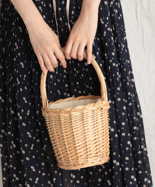 Heather(ヘザー)の「ザツザイバケツバッグ 822754(かごバッグ・レディース・アイボリー/ブラウン・ONE SIZE)」の1枚目の写真