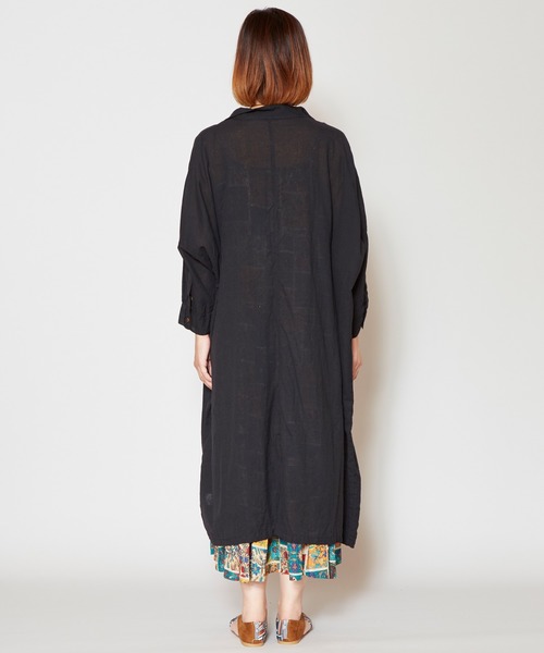 チャイハネ（チャイハネ）の「【チャイハネ】yul バンドカラーシャツワンピース（シャツワンピース・レディース・ブラック/オフホワイト/カーキ/グリーン/キャメル/ターコイズブルー/ブルー・FREE）」の14枚目の写真