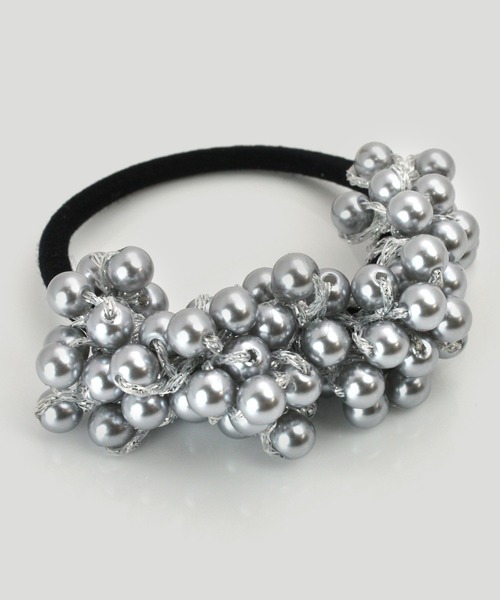 florist（フローリスト）の「小粒パールモチーフヘアゴム（ヘアゴム・レディース・ホワイト/ネイビー/ゴールド/シルバー/レッド・FREE）」の4枚目の写真
