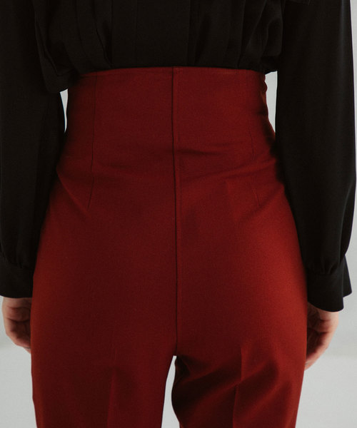 UNITED TOKYO（ユナイテッドトウキョウ）の「カマ―ベルトスキニーパンツ（スラックス・レディース・ブラウン/ブラック/ブルー・1/2）」の9枚目の写真