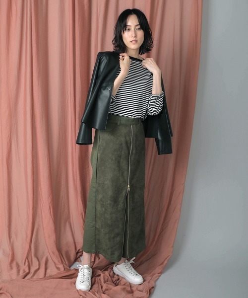 Bou Jeloud(ブージュルード)の「抗菌ケア2wayネックボーダープルオーバー(Tシャツ/カットソー・レディース・ブラック/ブラウン・FREE)」の11枚目の写真