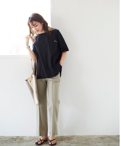 KANGOL EXTRA COMFORT（カンゴールエクストラコンフォート）の「WEB別注【KANGOL EXTRA COMFORT(カンゴール エクストラ コンフォート)】ボートネックプルオーバー（Tシャツ/カットソー・レディース・オフホワイト/ネイビー/ブラック/ダークブラウン/モカ/ブラウン・LL/L/M）」の8枚目の写真